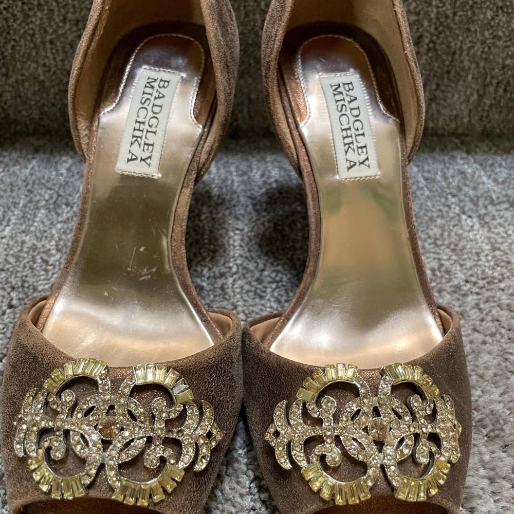 Badgley Mischka Brown Heels with Gold Embellishments